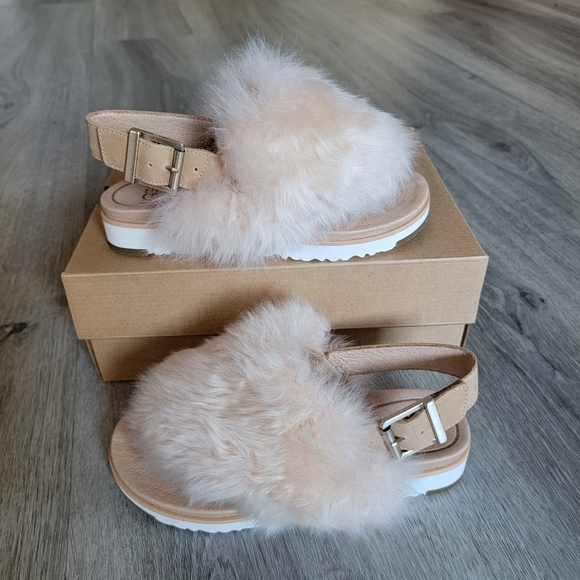 UGG Shoes Ugg Holly Fur Sandal Poshmark